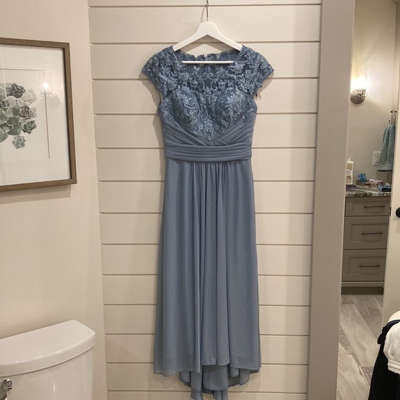 Mother of the Bride Dress - Picture 3 of 12